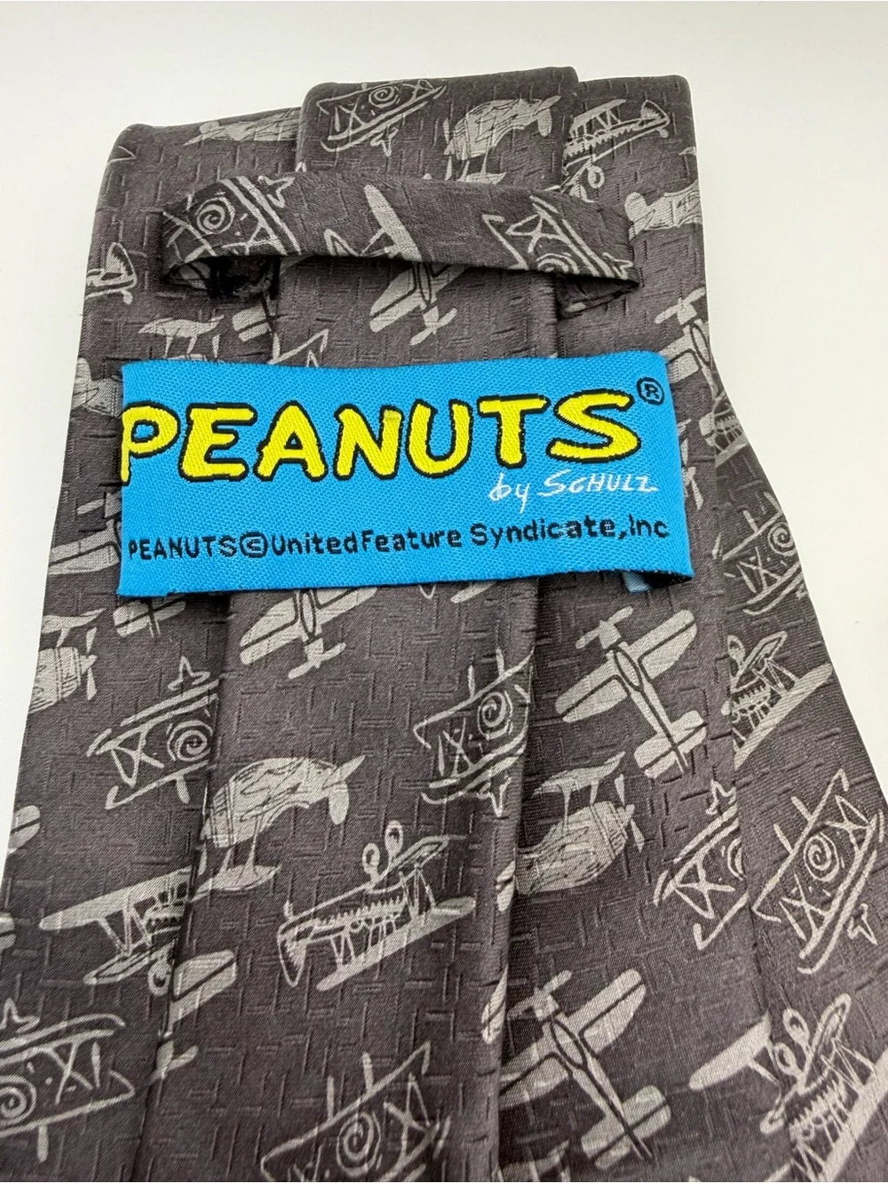 Peanuts Snoopy Flying Ace Silk Tie Gray Airplane Aviation Necktie 3.5”